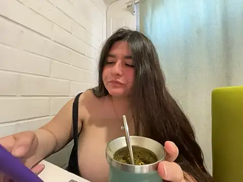 Snapshot of Tukatita69 chatting on November 1, 3:28 pm Tukatita69 online show from November 1, 3:28 pm