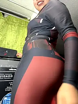 Snapshot of kris_eph chatting on October 30, 11:12 pm kris eph online show from October 30, 11:12 pm