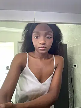 Keirahartz online show from February 22, 2:41 pm