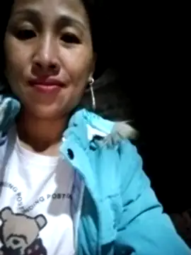 Snapshot of cute_love00 chatting on November 4, 2:21 pm cute love00 online show from November 4, 2:21 pm