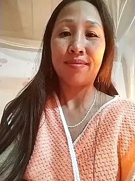 Snapshot of cute_love00 chatting on November 23, 2:27 pm cute love00 online show from November 23, 2:27 pm