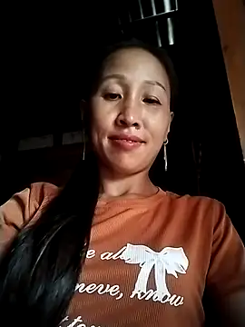 Snapshot of cute_love00 chatting on September 22, 3:23 am cute love00 online show from September 22, 3:23 am