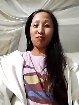 Snapshot of cute_love00 chatting on November 6, 1:20 am cute love00 online show from November 6, 1:20 am