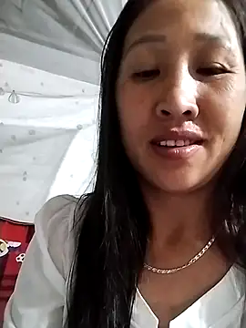 Snapshot of cute_love00 chatting on February 27, 1:22 pm cute love00 online show from February 27, 1:22 pm