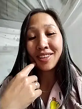 Snapshot of cute_love00 chatting on February 8, 11:52 am cute love00 online show from February 8, 11:52 am