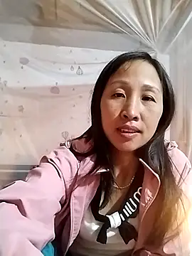 cute love00 online show from December 19, 12:36 am