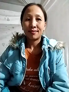 Snapshot of cute_love00 chatting on November 3, 12:20 pm cute love00 online show from November 3, 12:20 pm