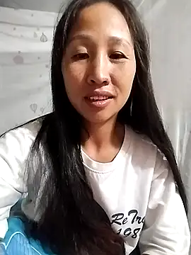 Snapshot of cute_love00 chatting on October 29, 10:42 pm cute love00 online show from October 29, 10:42 pm