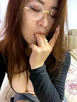 Snapshot of jiajia1060 chatting on September 18, 12:57 am jiajia1060 online show from September 18, 12:57 am