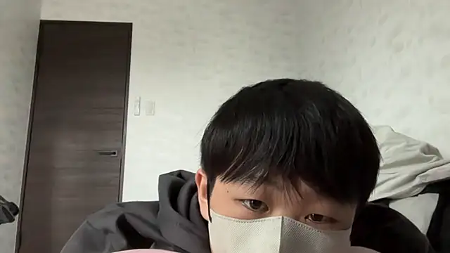 Snapshot of akkan_6868 chatting on October 31, 6:21 am akkan 6868 online show from October 31, 6:21 am