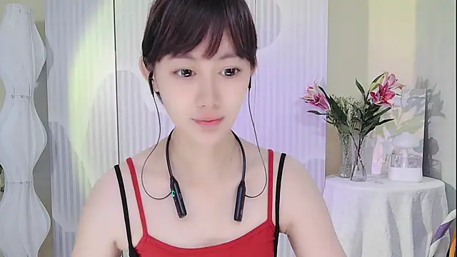 Snapshot of Nuan_Qi chatting on September 16, 12:44 am Nuan Qi online show from September 16, 12:44 am