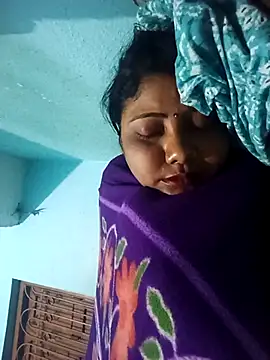 Snapshot of Apkisona8 chatting on November 3, 11:19 pm Apkisona8 online show from November 3, 11:19 pm