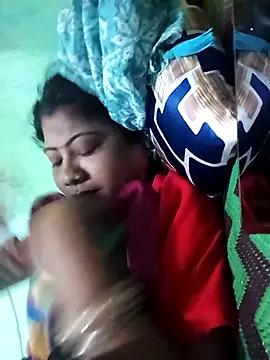 Snapshot of Apkisona8 chatting on November 8, 9:29 pm Apkisona8 online show from November 8, 9:29 pm