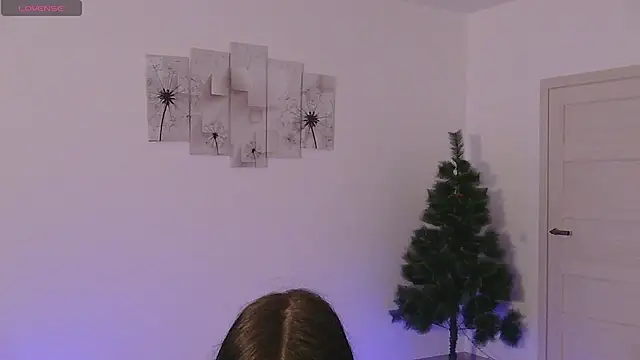 etherealnightwhisper online show from February 5, 8:10 am