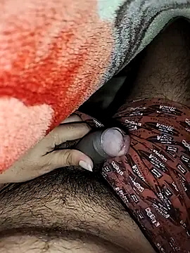 Sexyhotboy7inch online show from December 1, 7:04 pm