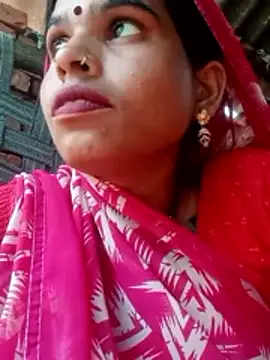 Snapshot of Soniya_pandit chatting on March 24, 12:49 pm Soniya pandit online show from March 24, 12:49 pm