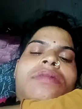 Snapshot of Soniya_pandit chatting on May 9, 12:14 am Soniya pandit online show from May 9, 12:14 am