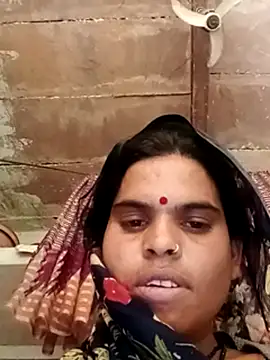Snapshot of Soniya_pandit chatting on April 15, 9:37 am Soniya pandit online show from April 15, 9:37 am