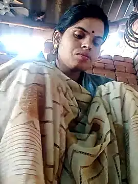 Snapshot of Soniya_pandit chatting on April 19, 1:39 am Soniya pandit online show from April 19, 1:39 am