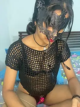 Snapshot of Elinacam chatting on June 5, 6:51 am Elinacam online show from June 5, 6:51 am