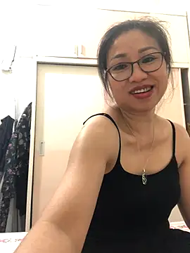 Snapshot of Vitamin_sexy chatting on September 27, 9:04 am Vitamin sexy online show from September 27, 9:04 am