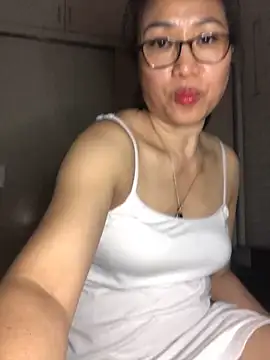 Snapshot of Vitamin_sexy chatting on October 4, 7:43 am Vitamin sexy online show from October 4, 7:43 am
