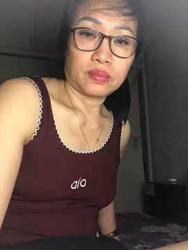 Snapshot of Vitamin_sexy chatting on October 4, 7:48 pm Vitamin sexy online show from October 4, 7:48 pm
