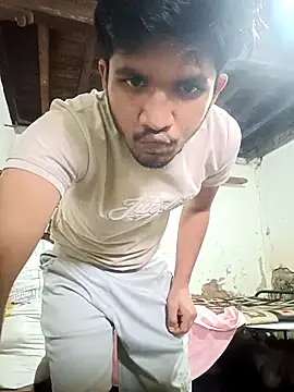 Snapshot of sexofbro chatting on September 28, 8:43 am sexofbro online show from September 28, 8:43 am