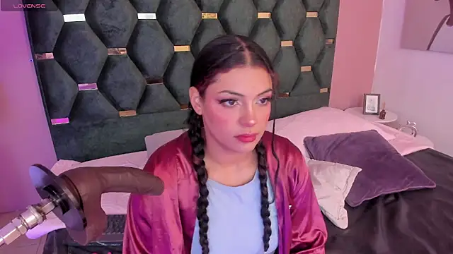 Micki   online show from October 25, 11:42 am