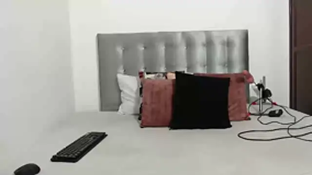 DaiishaWolf online show from October 19, 8:33 pm