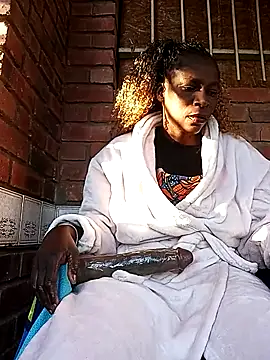 MatureGoddess  online show from April 2, 5:03 am