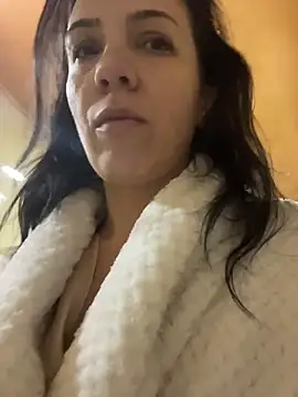 AlyaRei online show from December 14, 2:22 pm