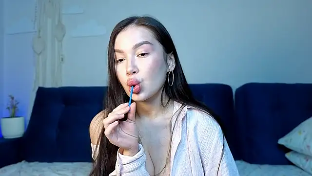 LexeeLuv online show from March 10, 10:14 pm