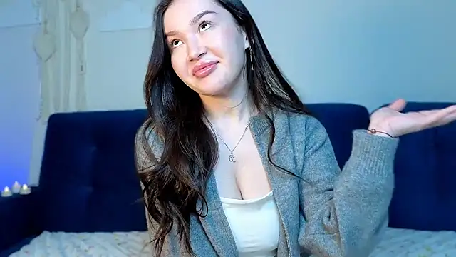 LexeeLuv online show from February 18, 4:10 am