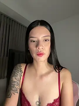 Snapshot of giasteele chatting on March 3, 1:01 am giasteele online show from March 3, 1:01 am