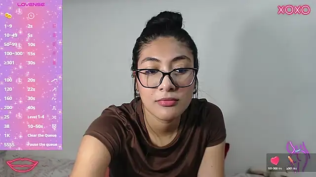 Snapshot of Allison_19__ chatting on October 8, 7:54 am Allison 19 online show from October 8, 7:54 am