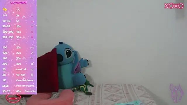 Snapshot of Allison_19__ chatting on October 21, 1:54 pm Allison 19 online show from October 21, 1:54 pm