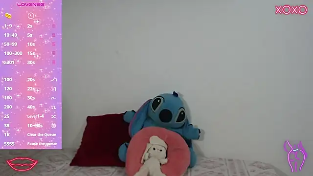 Snapshot of Allison_19__ chatting on October 7, 8:04 am Allison 19 online show from October 7, 8:04 am