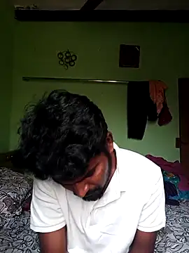 Snapshot of hotboysahil chatting on February 16, 6:12 am hotboysahil online show from February 16, 6:12 am