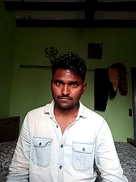 Snapshot of hotboysahil chatting on February 26, 6:24 am hotboysahil online show from February 26, 6:24 am