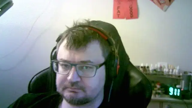 SirAbuser online show from February 11, 6:13 am