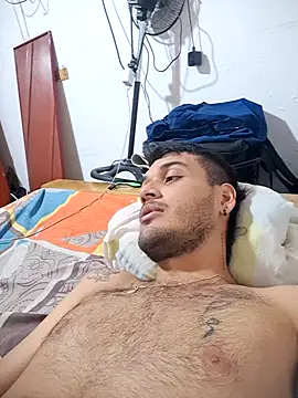 JuceAn14 online show from October 31, 4:53 am