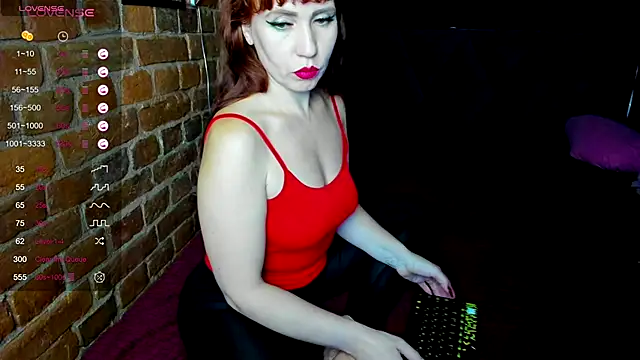 Snapshot of Cutiee_Alicee chatting on September 30, 10:27 pm Cutiee Alicee online show from September 30, 10:27 pm