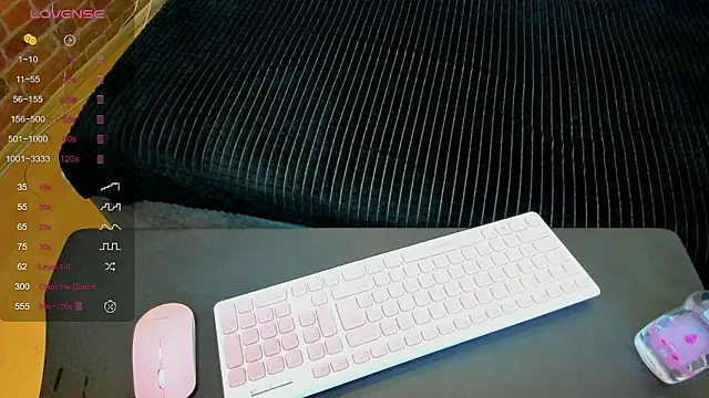 Cutiee Alicee online show from March 11, 8:14 pm