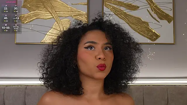 ellette   online show from February 11, 7:36 pm