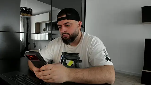 DravenPeak online show from March 23, 10:15 am