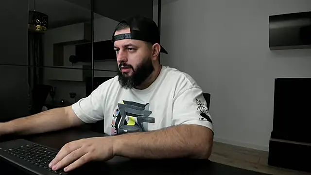 DravenPeak online show from February 9, 8:29 pm