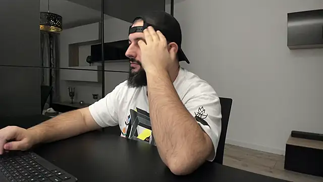 DravenPeak online show from November 29, 2:28 pm