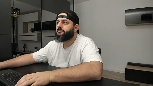 DravenPeak online show from December 15, 6:36 pm