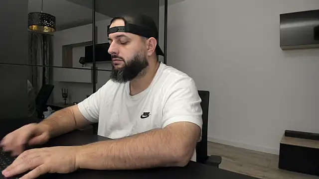 DravenPeak online show from October 25, 2:55 am